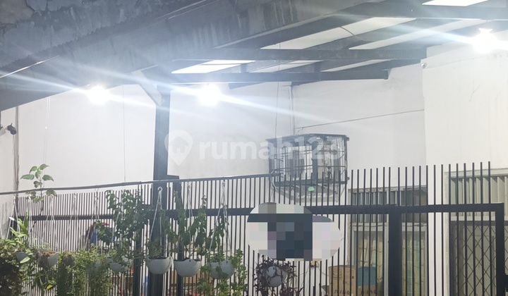 Rumah Sunter Karya Hadap Timur Luas 77m2