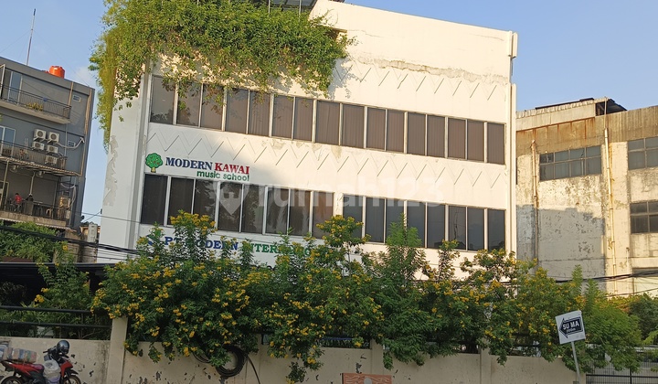 Gedung Kantor Melawai Lt 905 M2 Dibawah Njop