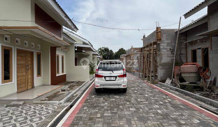 Rumah Baru Harga Ekonomis Strategis Dekat Candi Sambisari Sleman 