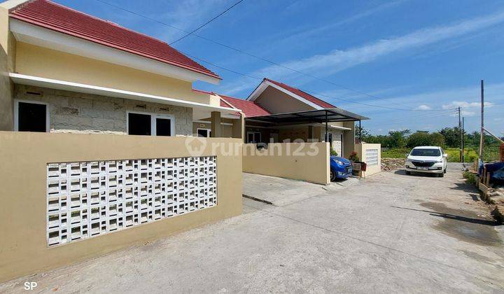 Rumah Baru Minimalis Dekat Exit Tol Sayegan 1