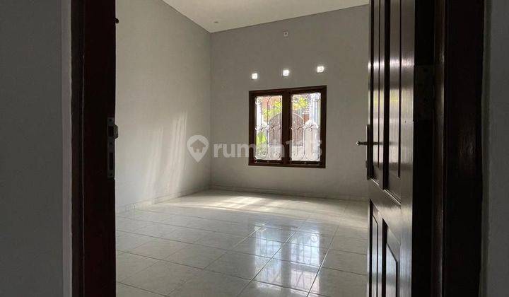 Rumah Mewah Hook Tanah Luas Dekat Jogja Bay Maguwoharjo Sleman 2