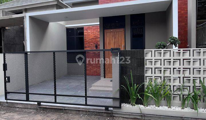 Rumah Estetik Dekat Sd Model Wedomartani Sleman 2