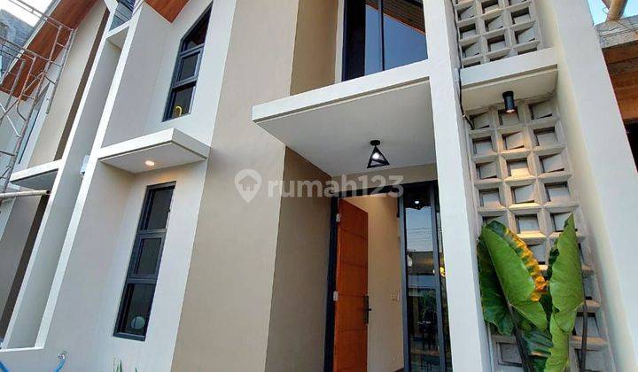 Rumah 2 Lantai Full Furnished Scandinavian 12 Menit Ke Ugm 2