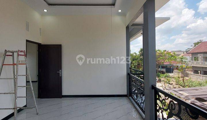 Rumah Mewah 2 Lantai Dekat Ambarukmo Plaza Di Maguwoharjo 2