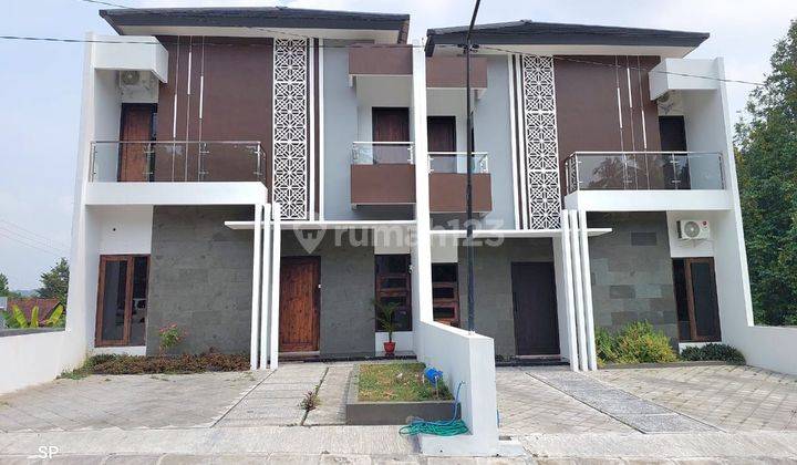 Rumah Mewah 2 Lantai Rasa Villa Dalam Perumahan Di Gamping 2