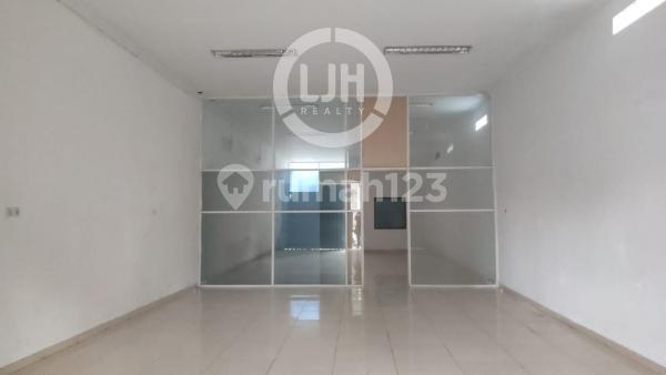 Ruko Siap Pakai di Jalan Imam Bonjol