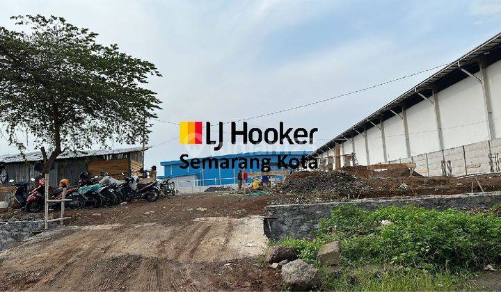 Gudang Baru di Kawasan Industri Candi 1