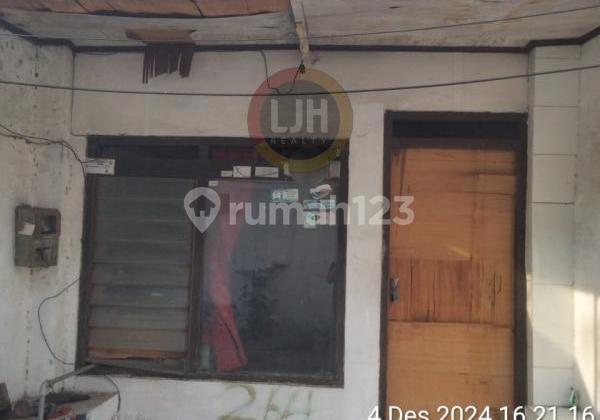 Rumah lama di daerah Bangunharjo 1