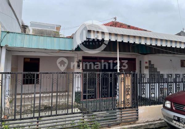 Rumah di Jalan Cakrawala 1