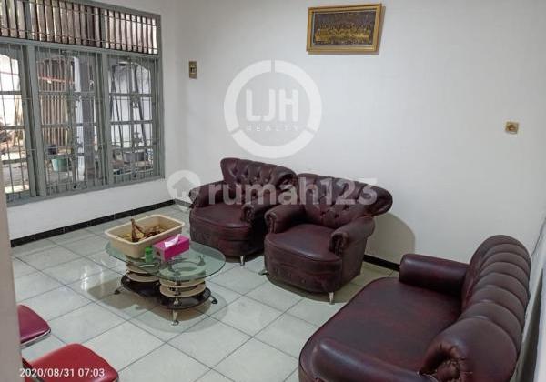 Bangunan Cocok untuk Usaha di Jalan Martoloyo, Tegal