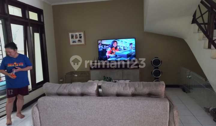 Rumah Asri Seberang Mal Daan Mogot Baru Jakarta Barat 2