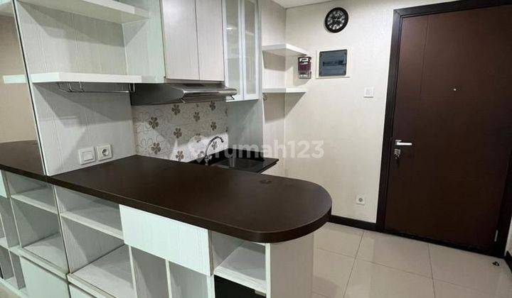 Apartemen Sky Terrace 2 Kamar Tidur Bagus Furnished 1