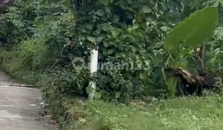 Land with Ownership Rights, in Sawangan, Depok, Ready to Build, Very Strategic, U-Shaped, Can Face Two Main Roads.