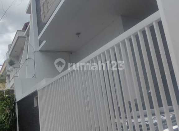 Rumah Muara Karang Sangat Strategis Siap Huni Bangunan250m2 . Rumah Muara Karang Sangat Strategis Siap Huni Bangunan250m2 .