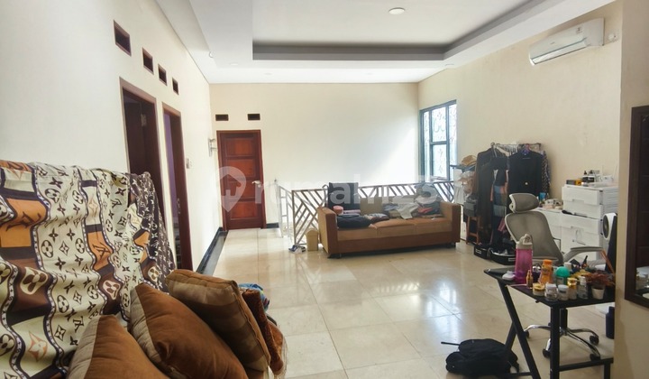 Rumah Asri Strategis di Cipayung Jakarta Timur Rumah Asri Strategis di Cipayung Jakarta Timur 5 Menit ke Tol Jorr, 10 Menit ke Tol Jagorawi Rumah Asri Strategis di Cipayung Jakarta Timur Rumah Asri Strategis di Cipayung Jakarta Timur 5 Menit ke Tol Jorr, 10 Menit ke Tol Jagorawi