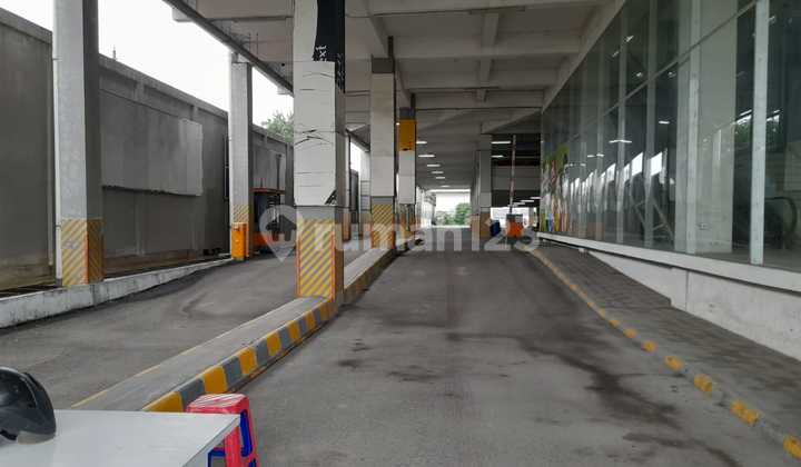 Gedung Standar Mall Siap Pakai Dipusat Kota Cirebon 8