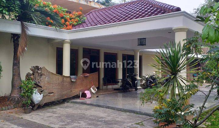 Rumah Di Senayan Disewakan Dan Cocok Untuk Kantor 1