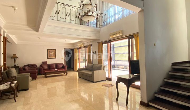 Dijual Rumah Bagus Full Furnish di Kebayoran Baru