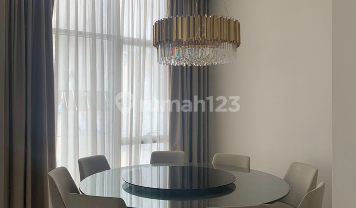 Verde Two Apartment Disewakan Segera untuk 2 Kamar Tidur Furnished 2