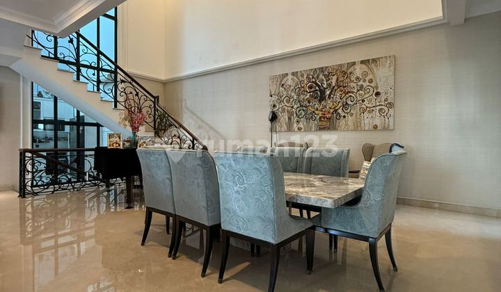Rumah mewah strategis di kebayoran baru, Jakarta Selatan DIJUAL segera