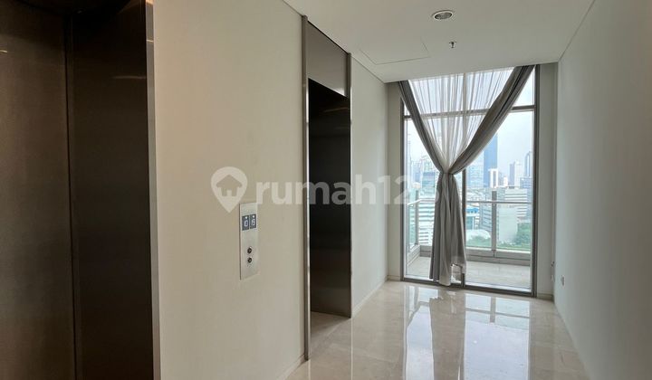 Verde Two Apartment, 3 Bedrooms in Kuningan, For Rent Immediately 2