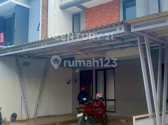 Rumah 2 Lantai Di Perumahan Grand Batavia Jl Cadas Tangerang 1