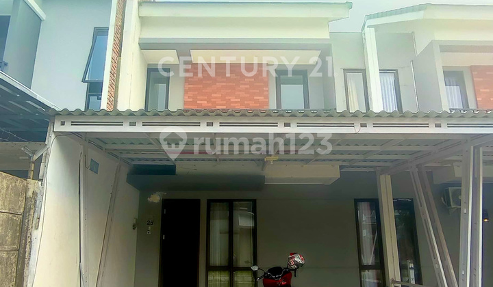 Rumah 2 Lantai Di Perumahan Grand Batavia Jl Cadas Tangerang 2