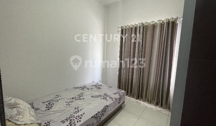 Rumah 2 Lantai Cluster Madrid Palem Semi Dekat Gate Tol Karawaci 2