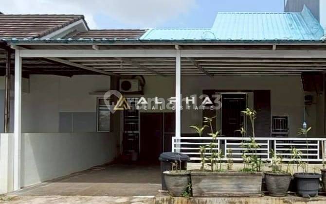 Disewakan Rumah 1,5 Lantai Furnished di Beverly Batam Center