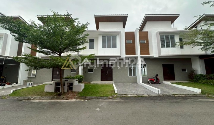 Dijual Murah Rumah di Perumahan Azure Bay Dijual Murah Rumah di Perumahan Azure Bay