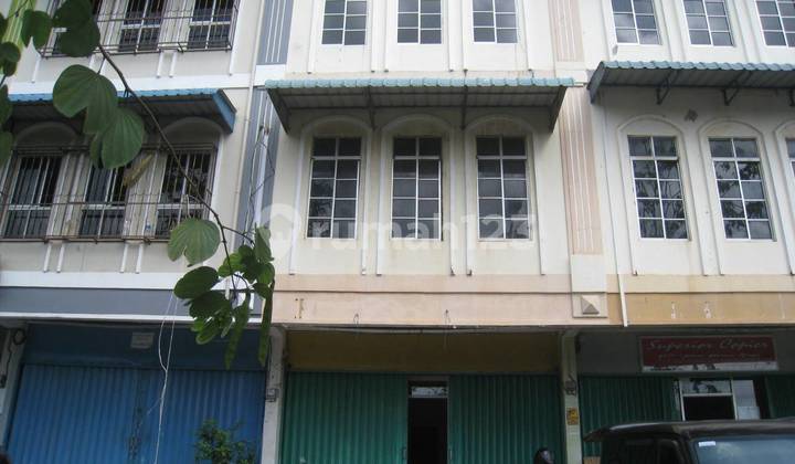 Dijual Murah Ruko 3,5 Lantai di Rezeki Graha Mas Batam Center Dijual Murah Ruko 3,5 Lantai di Rezeki Graha Mas Batam Center