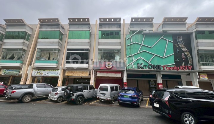 For Rent: NAGOYA HILL MALL Shop House, 3.5 Floors For Rent: NAGOYA HILL MALL Shop House, 3.5 Floors