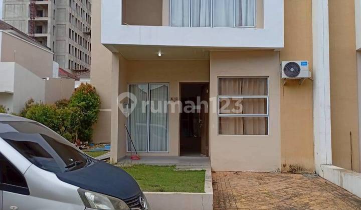 Disewakan Rumah Hook 2 Lantai di Monde Residence, Batam Center 1