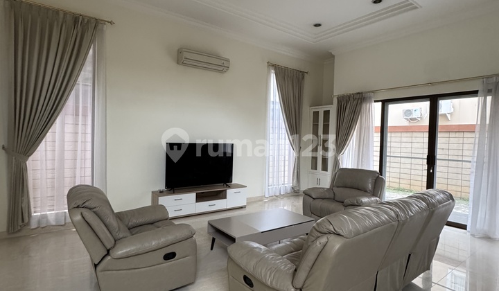 House For Rent Taman Beverly Golf 2