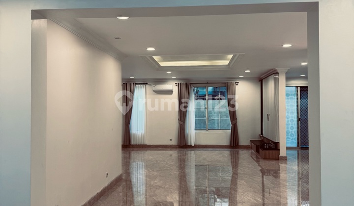 Very Good House For Rent, Good Neighbourhood, Best Location, Near To Golf Course