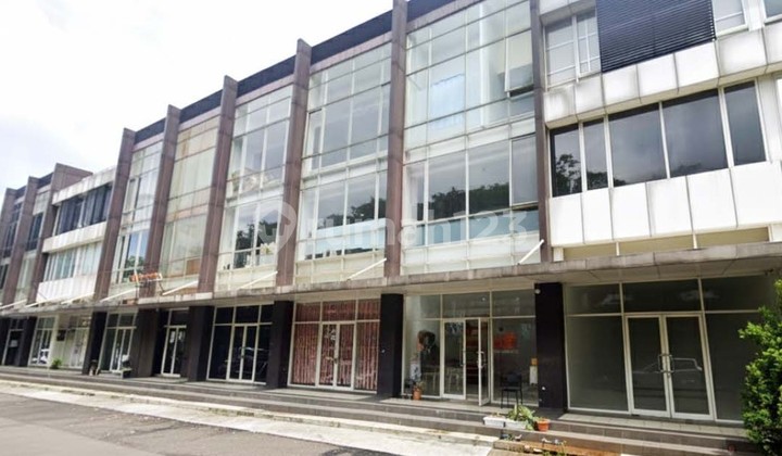 For Rent: 3-Storey Shop House at Crystal Lane, Alam Sutera, Tangerang, Near Pasar 8, Ready for Business, Rei