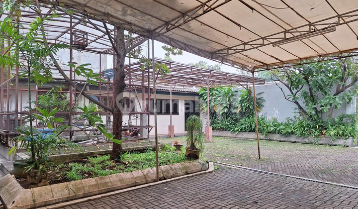 For Sale: Land-Size House 2812 Sqm, Main Road Access, Partial Purchase Possible, Duri Raya West Jakarta, Strategic Location. For Sale: Land-Size House 2812 Sqm, Main Road Access, Partial Purchase Possible, Duri Raya West Jakarta, Strategic Location.