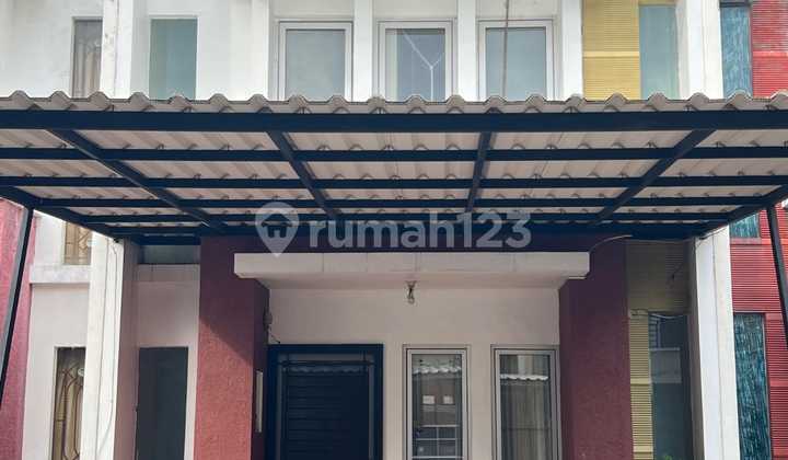For Sale 2-Story House in Opal Cluster Gading Serpong Tangerang, Excellent Condition, Ready to Occupy.