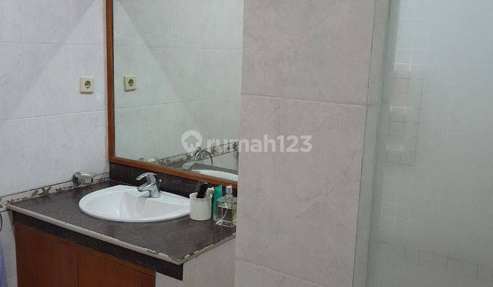 Dijual Rumah 2 Lantai di Flamboyan Tomag Jakarta Barat Bagus Siap Huni SHM Lokasi Strtegis Mei 2