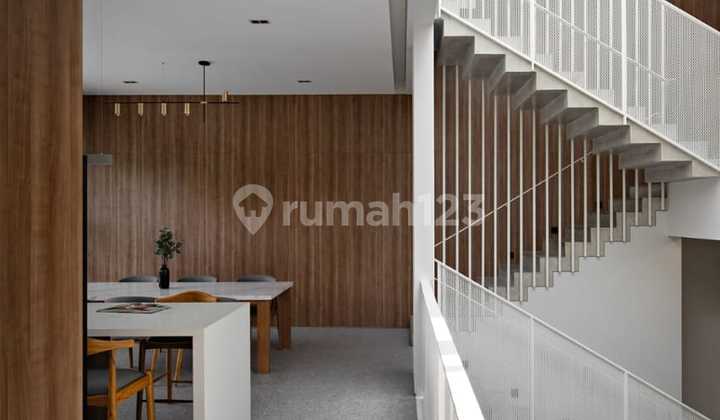 For Sale New 2.5-Story House in Sutera Feronia, Alam Sutera, South Tangerang, Excellent, Ready to Occupy. 2