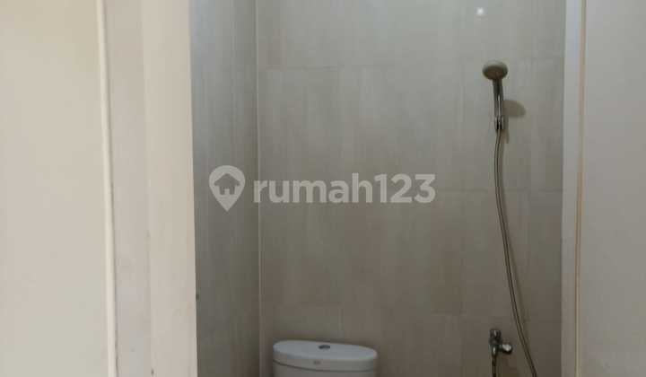 Disewa Rumah 2 Lantai Ayanna Graha Raya Tangerang Selatan Bagus Siap Huni Yan 2