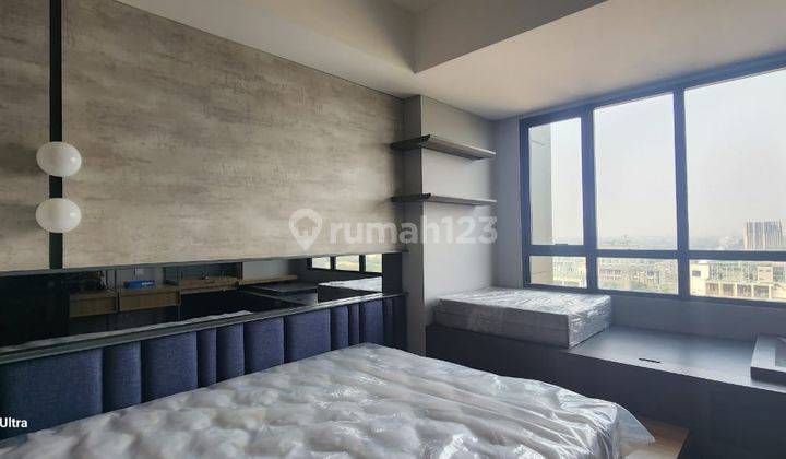 Di Sewa Apartemen1 BR Collins Boulevard Tangerang Baru Full Furnished Siap Huni Sism 2