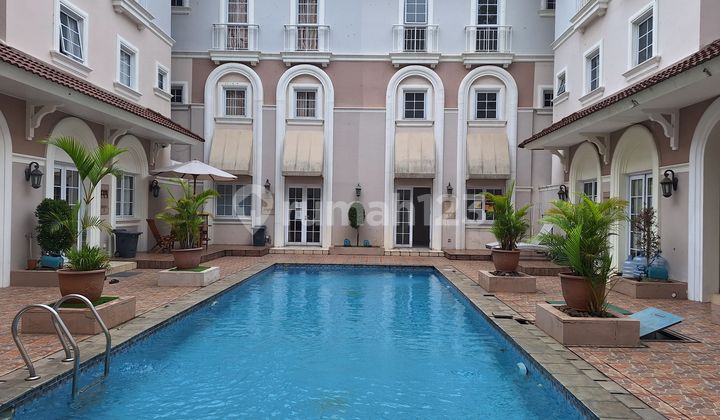 For Sale 3-Story Allesha Vanya Park Yellow House in BSD Tangerang, Excellent Condition, Ready to Occupy