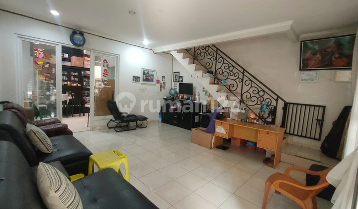 For Sale 2-Story House in Michelia Cluster, Gading Serpong, Tangerang, Excellent Condition, Ready to Occupy.