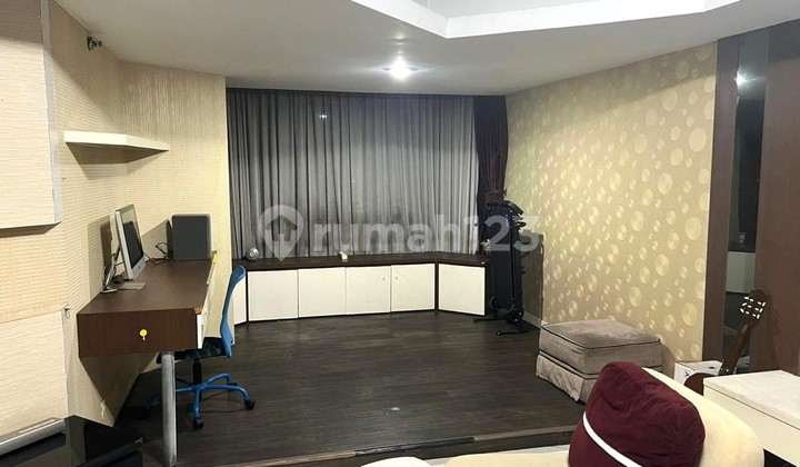 Disewa Apartemen 3 BR Taman Anggrek Condomonium Jakarta Barat Full Furnished Siap Huni Rei 2
