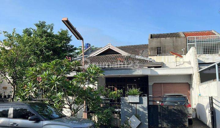 Dijual Rumah 1,5 Lantai Taman Kebon Jeruk Jakarta Barat SHM Bagus Siap Huni Yoy 1