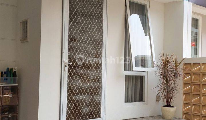 Di Sewa Rumah 2 Lantai Beryl Graha Raya  Tangerang Selatan Bagus Siap Huni Rie 2