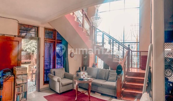 Jual Cepat  Kompleks Mutiara Asgo, Butuh Renovasi, 2 Lantai, hadap Selatan 8