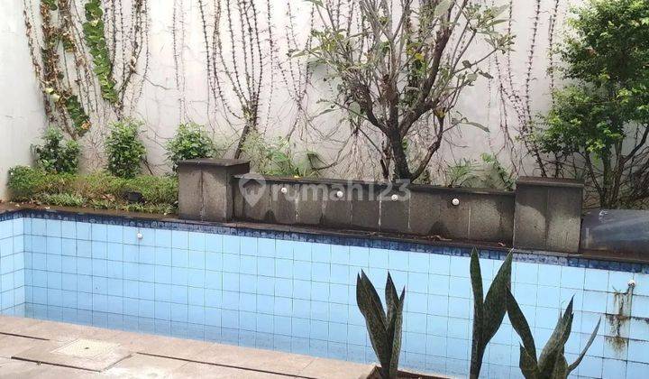 Rumah dijual di Jln. Lebak Bulus I 3 Lantai, Butuh Renovasi,Hadap Barat 2