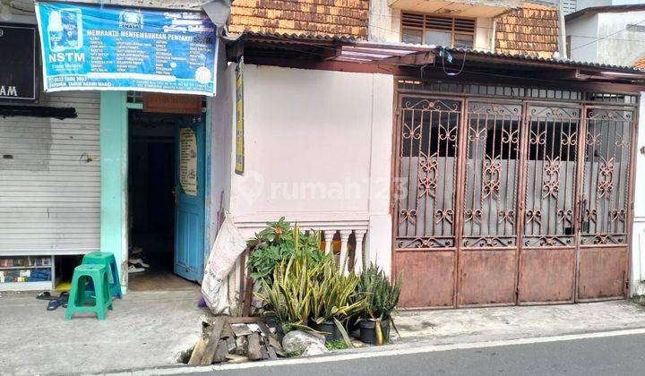 Rumah Strategis Di Jalan Cempaka Baru Timur Butuh Renovasi 2